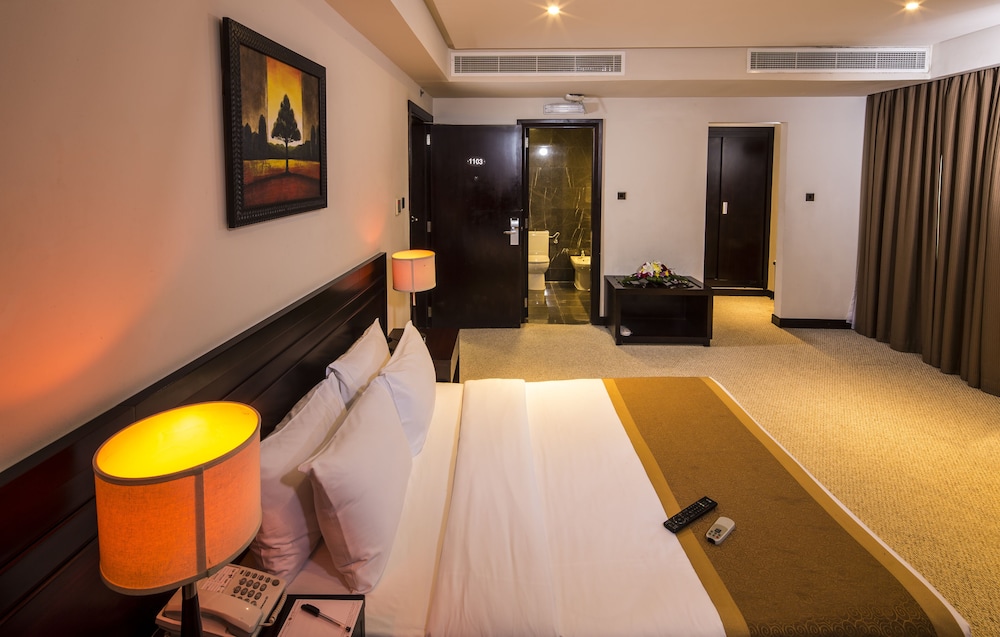 Monroe Hotel Bahrain 25/66