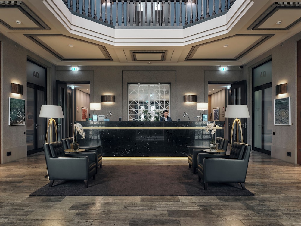 lobby