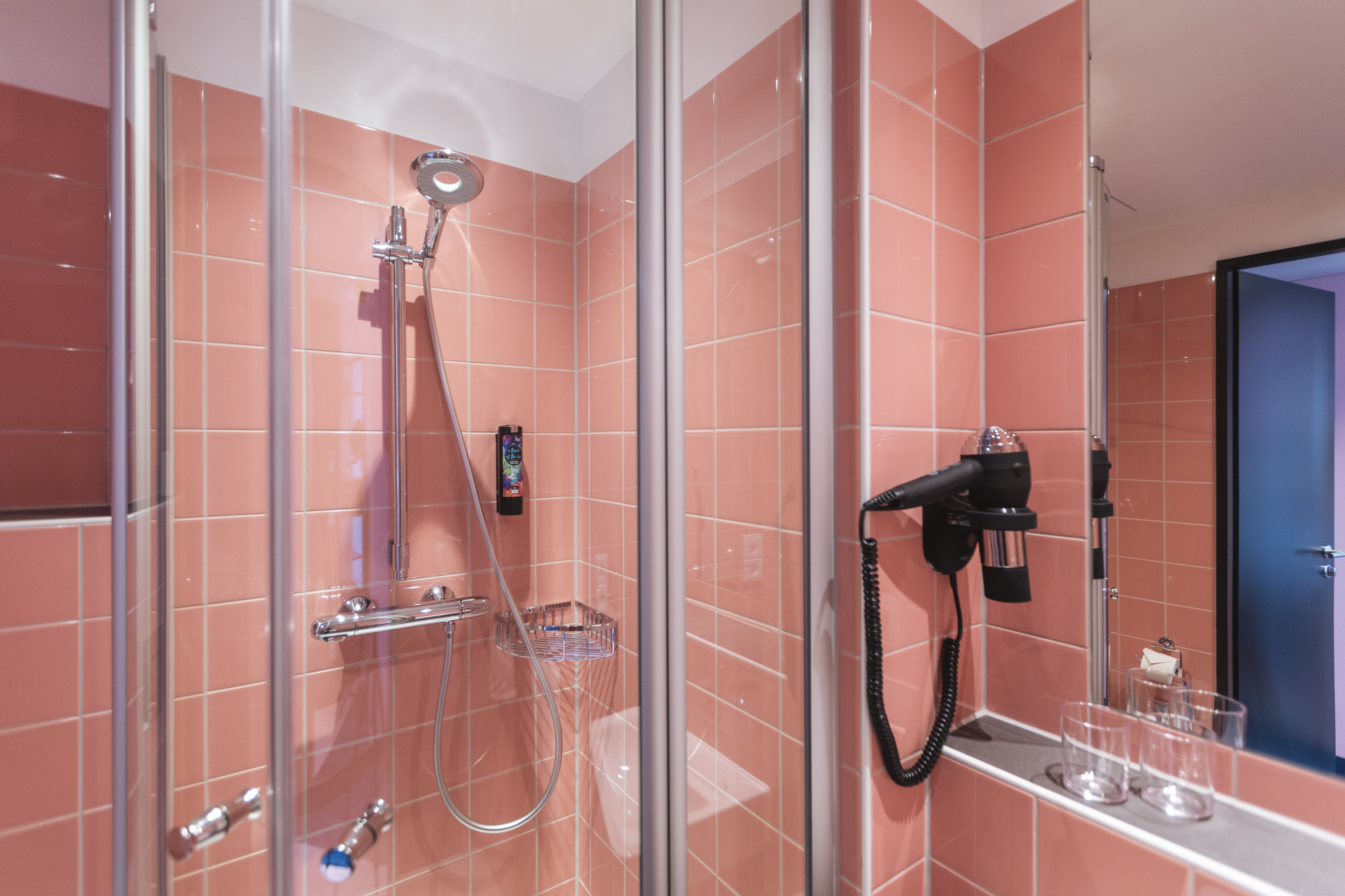 Holiday Inn - the niu, Loco Munich North, an IHG hotel 74/76