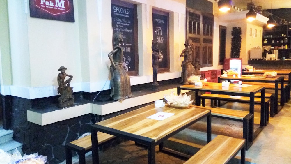 Hotel O Bandung near Stadion Siliwangi formerly The Ethnic Hotel Bandung 71/79