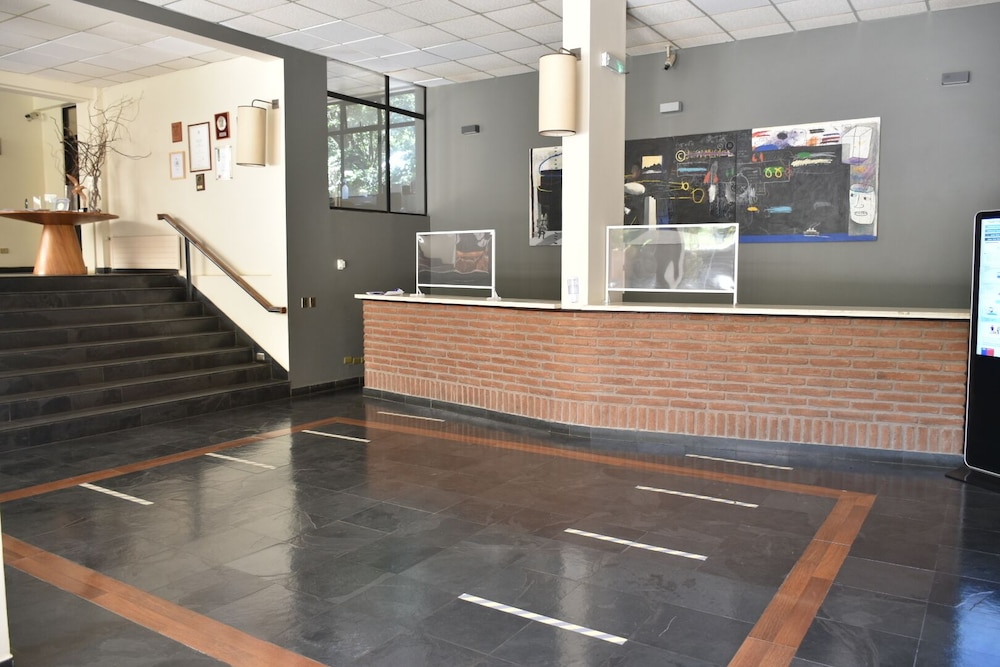 lobby
