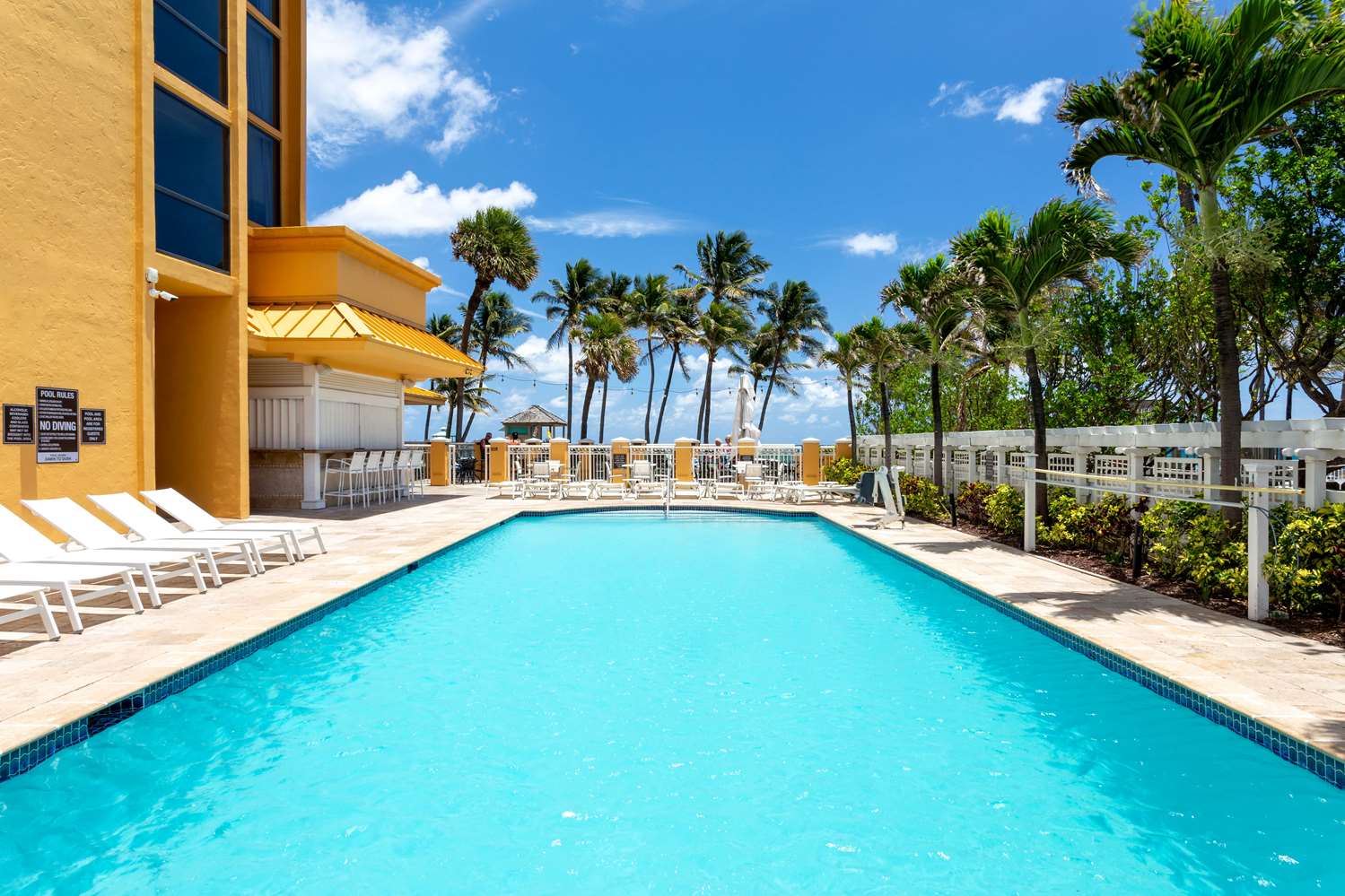 Wyndham Deerfield Beach Resort 48/53