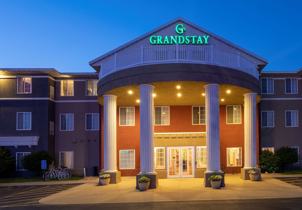 Grandstay Residential Suites Ames 2/52