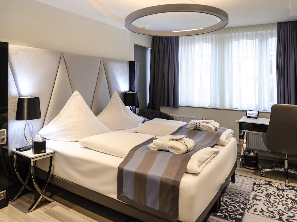 Mercure Hotel Kaiserhof Frankfurt City Center 17/58