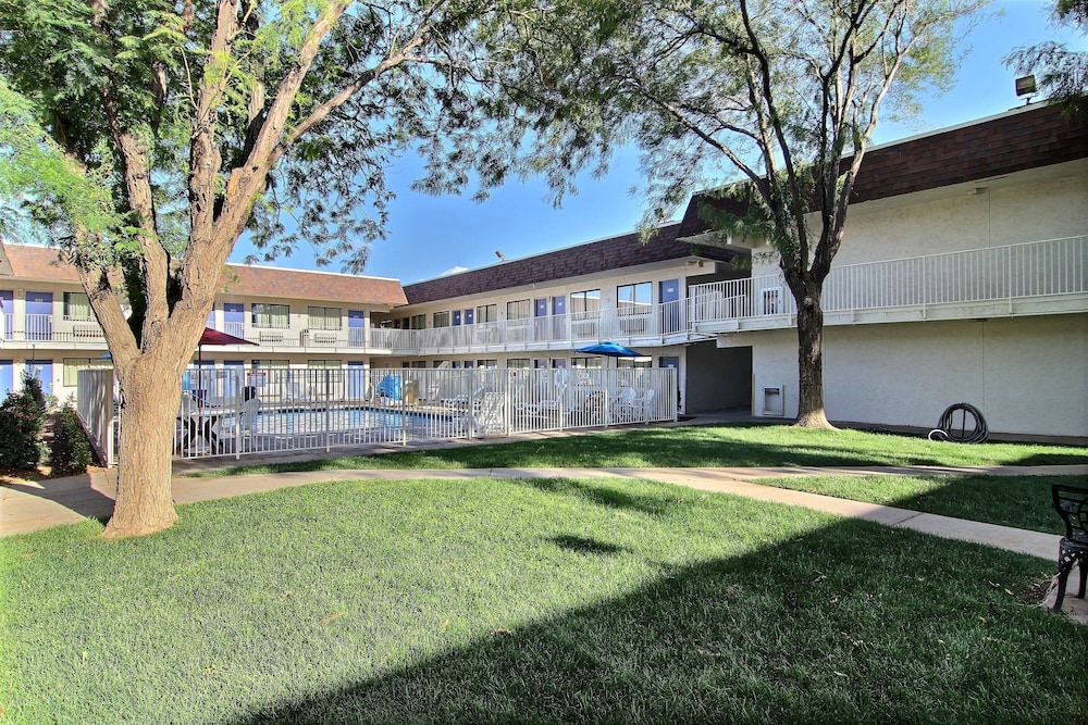 Motel6 Lubbock, TX 35/42
