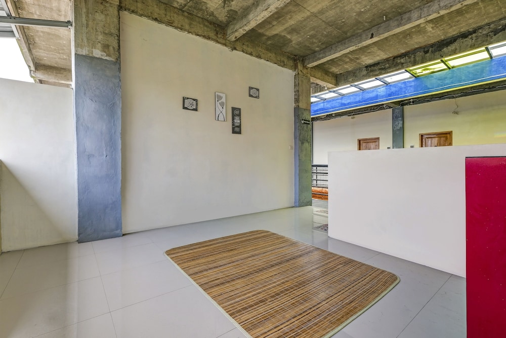 Super OYO 90905 Dangau Datuk Guesthouse 9/43