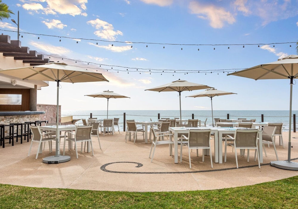 Park Royal Beach Mazatlan 47/59