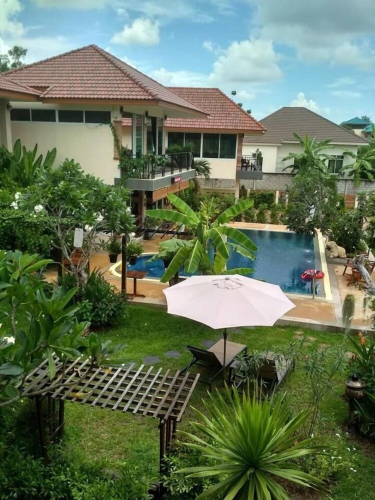 Baan Sooksiri Bangsaray 16/58