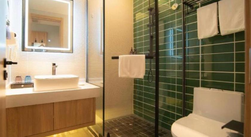 GreenTree Inn Express Hefei Yaohai Wanda Minghuang Road 38/38