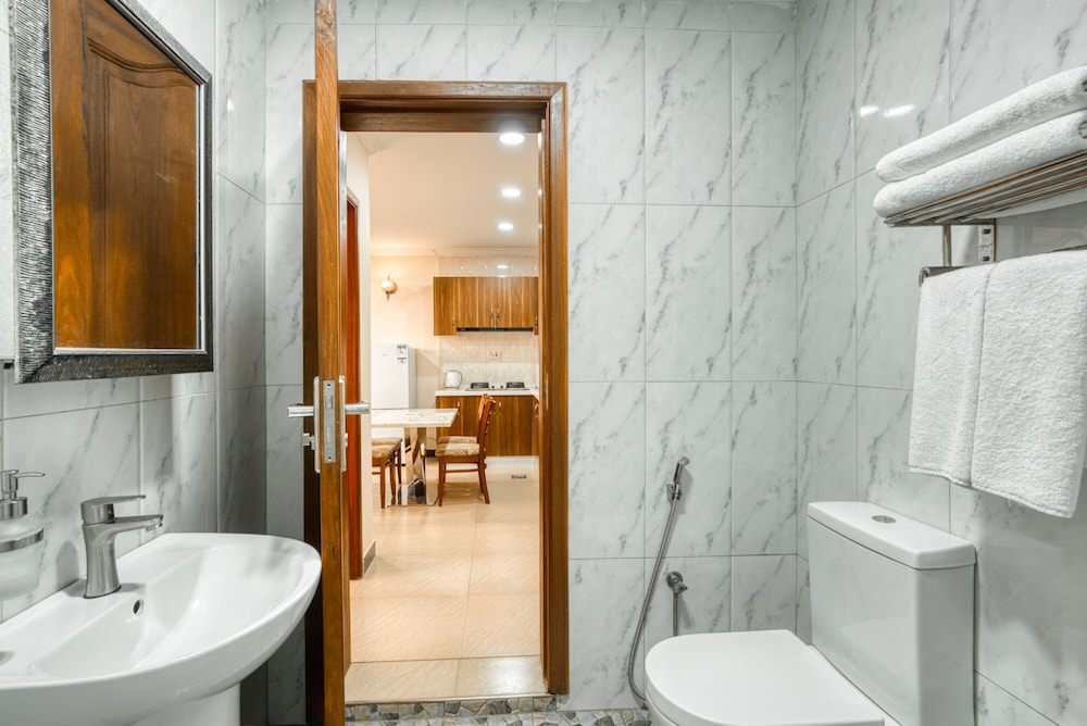 Kibo Palace Apartments 34/42