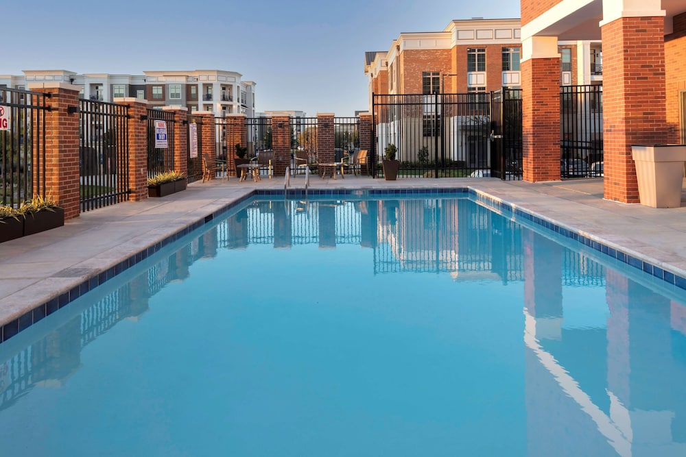 Hyatt House Charlotte Rea Farms 26/30