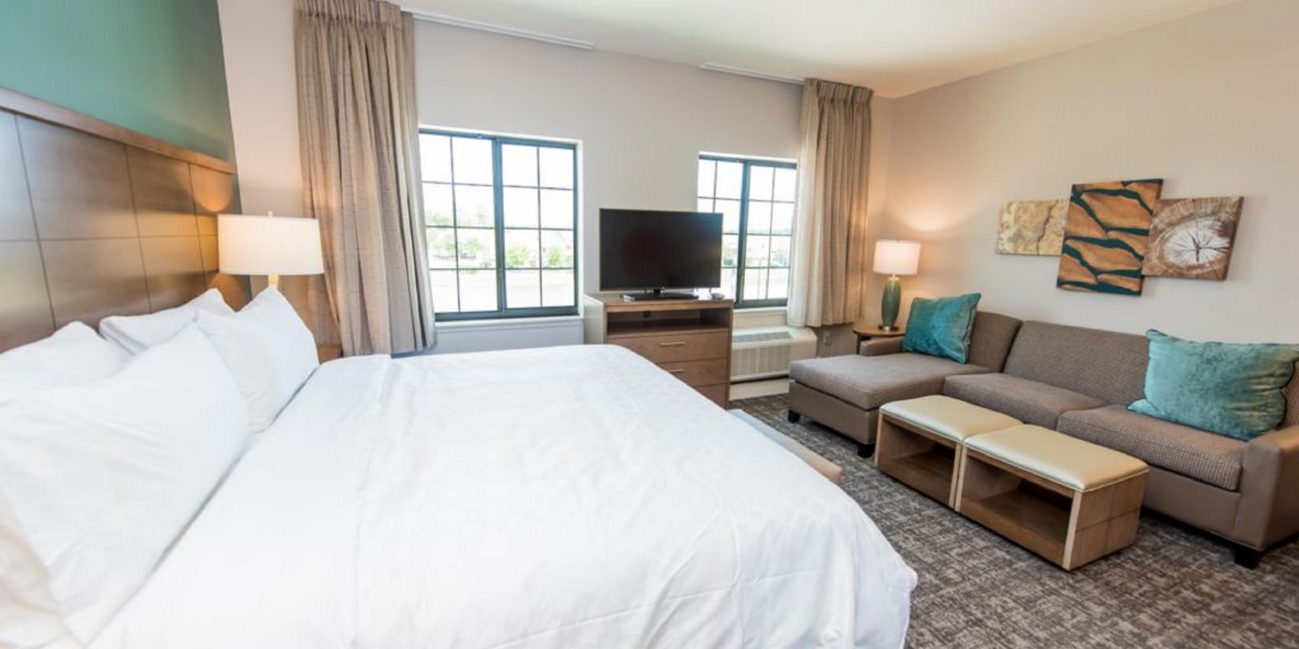 Staybridge Suites Houston East - Baytown 17/76