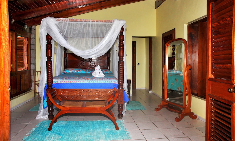 Hermitage Villa 9/46