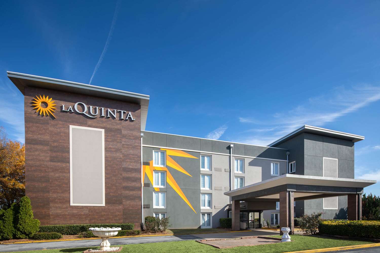 La Quinta Inn & Suites by Wyndham Atlanta Airport South 5/47