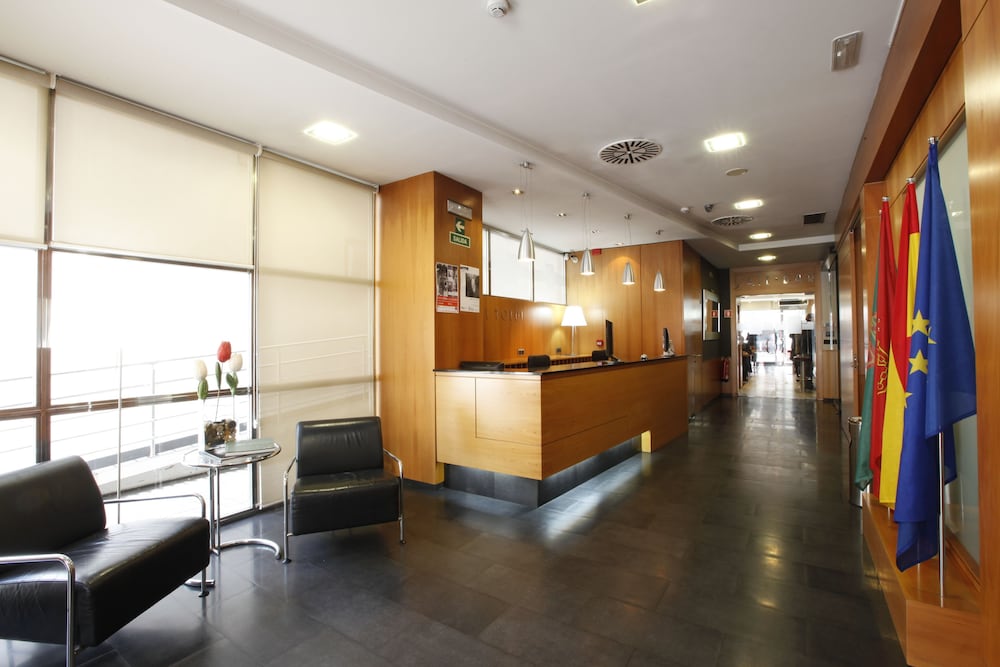 Yoldi Hotel 32/45