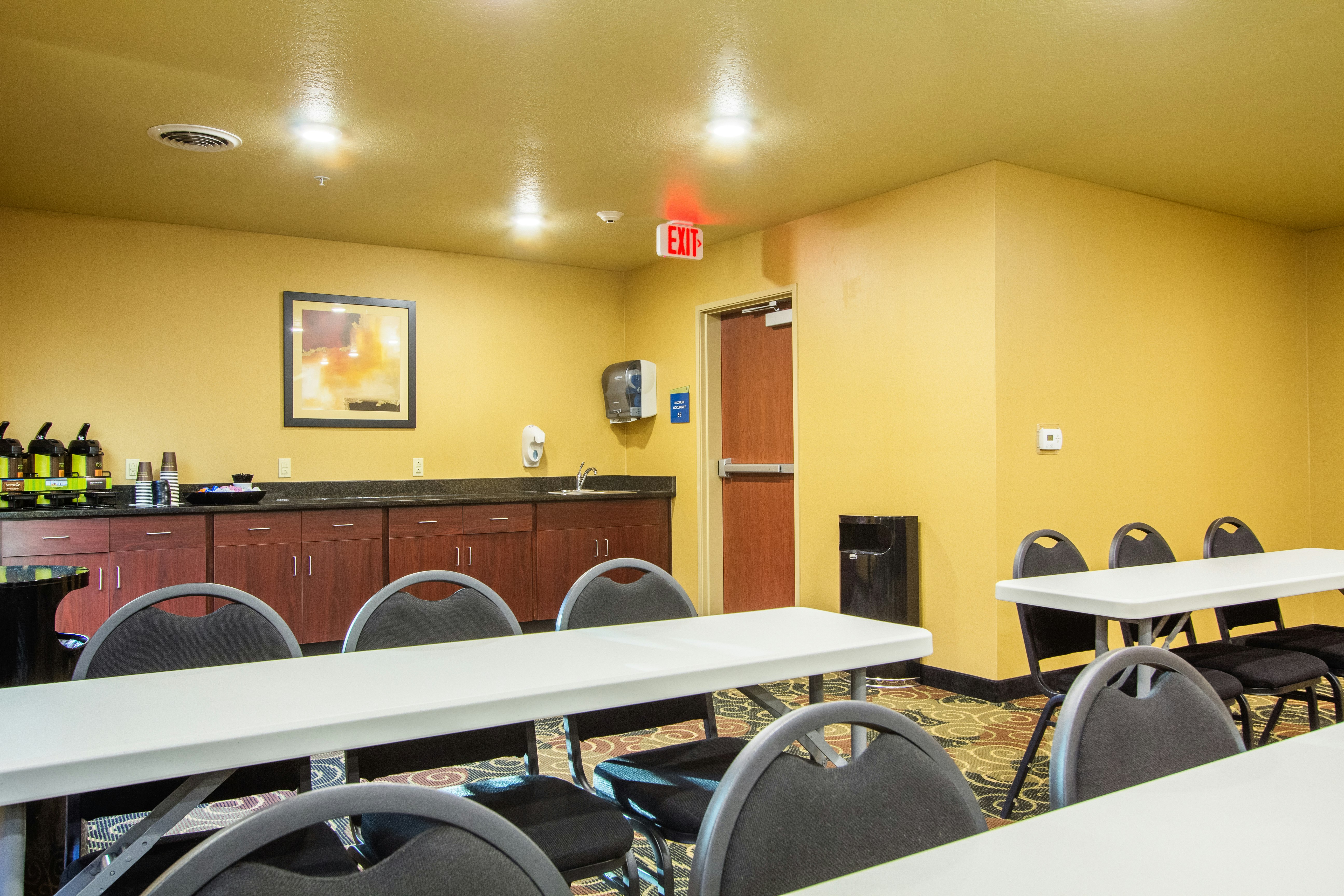 Cobblestone Inn Suites Corry Pa 65/70