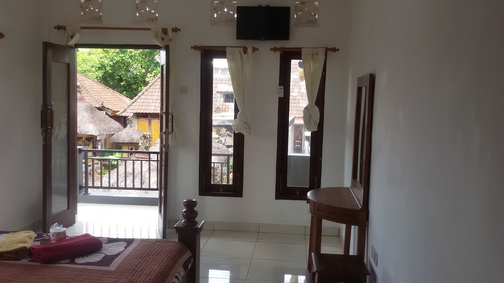 Nyoman Warta Accommodation 19/25