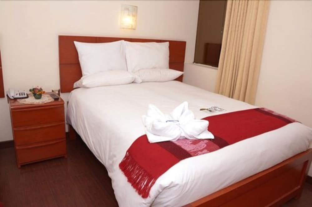 Golden Inca Hotel 11/27