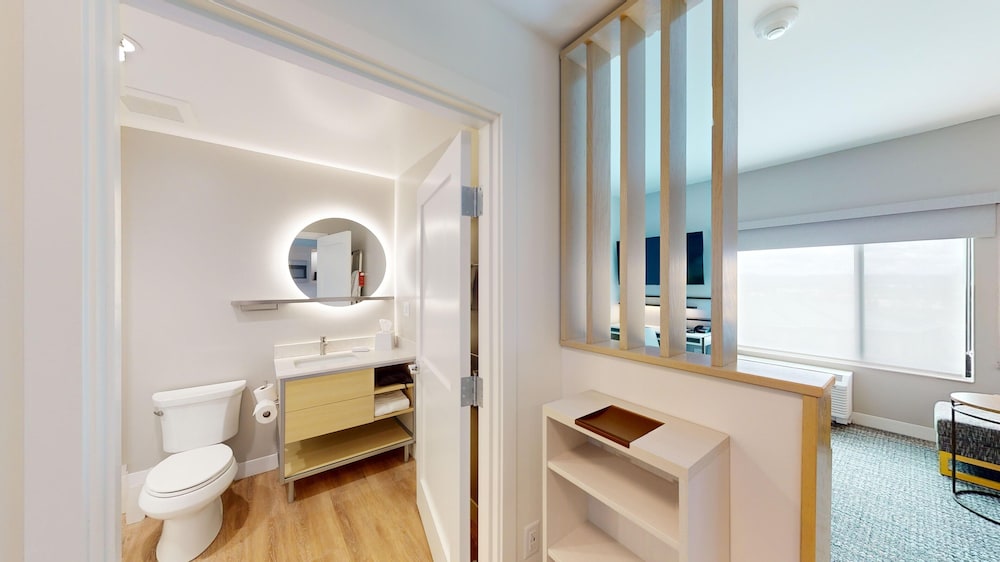 TownePlace Suites Coeur d'Alene 40/42