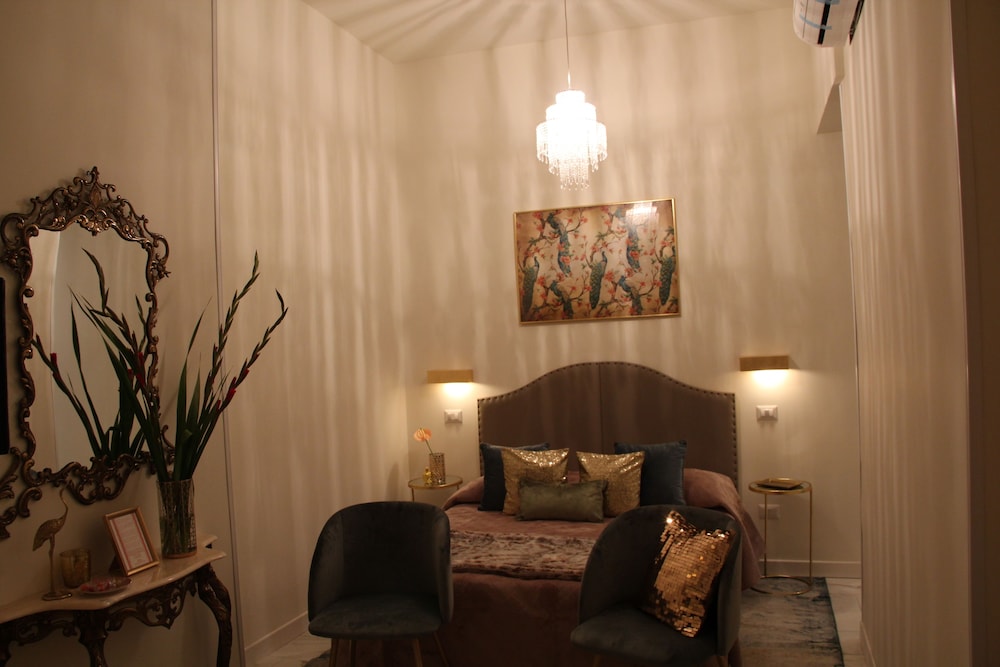 Ingrami Suites 34/72
