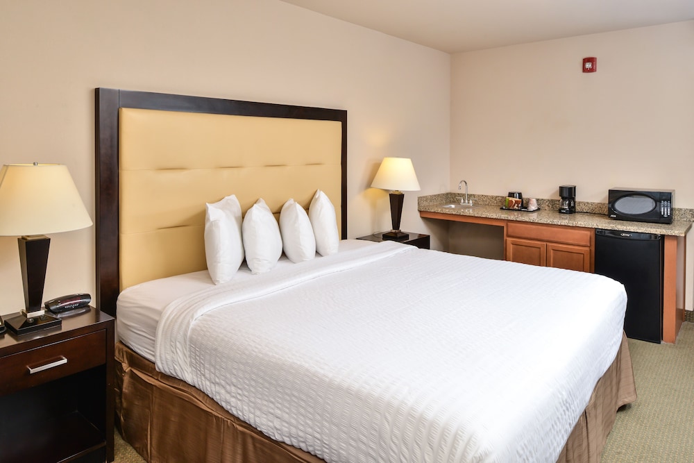 Hotel Chino Hills 16/63