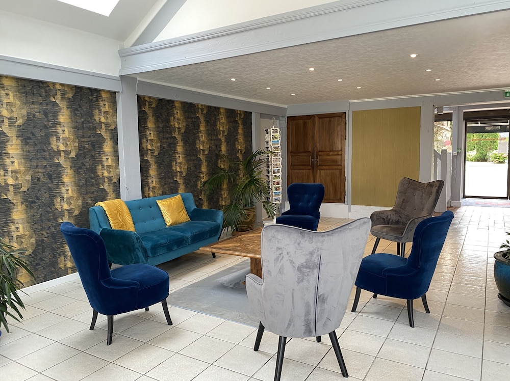 HOTEL LE CLOS DEAUVILLE SAINT-GATIEN 36/57