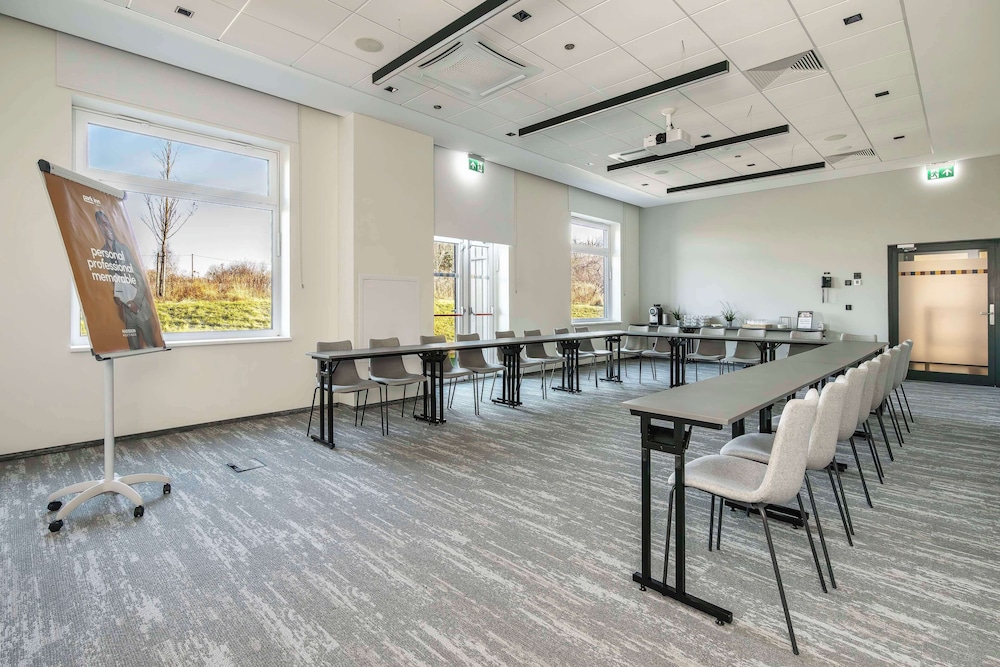 Park Inn by Radisson Vilnius Airport Hotel & Conference Centre 33/72