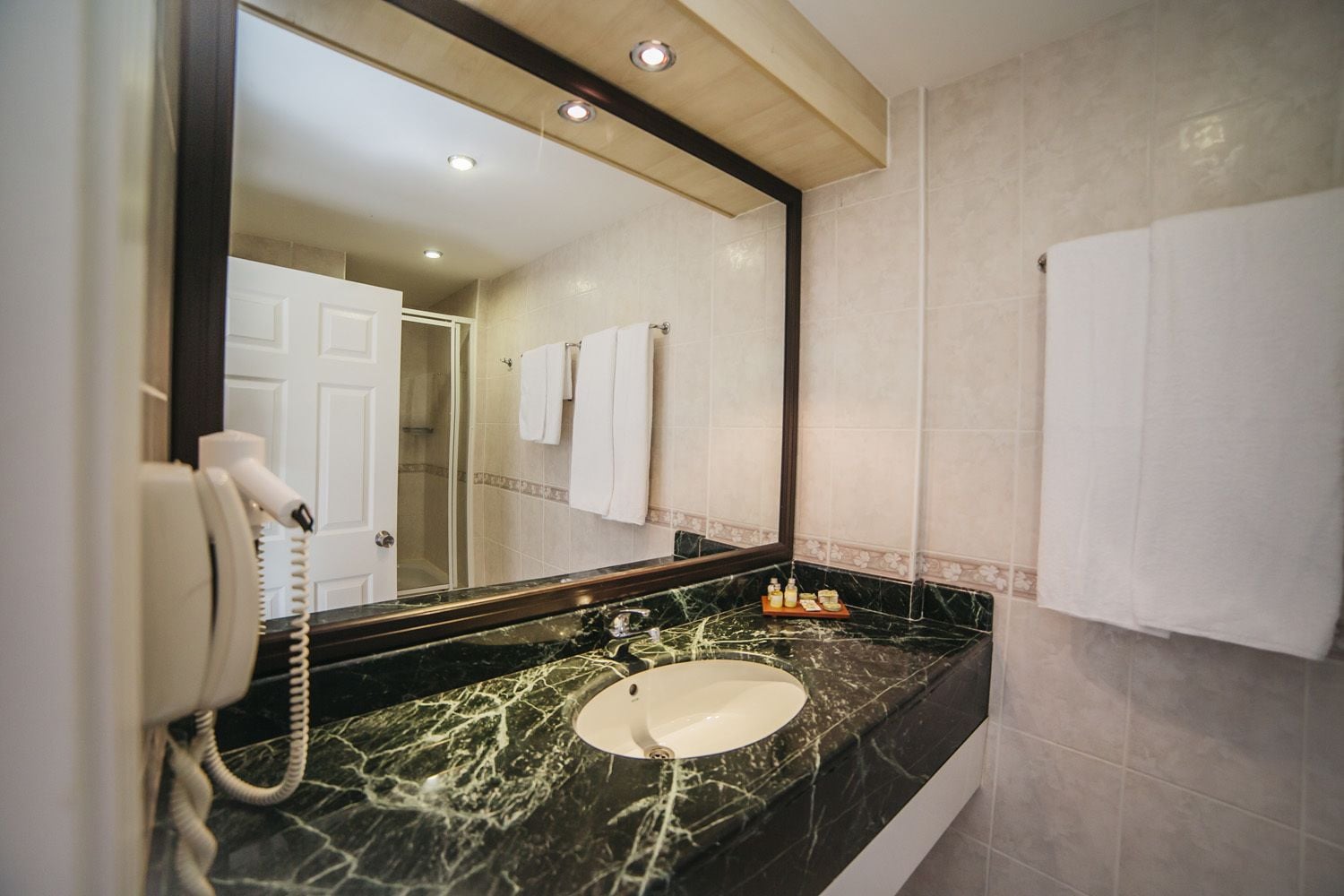 Superior, Suite, Queen Bed, Bay View, Sofa، True Blue Boutique Hotel Kalkan 2/2