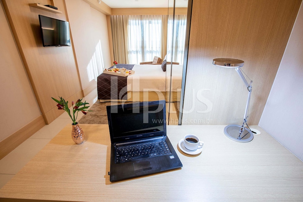 Cullinan Hplus Premium photo4
