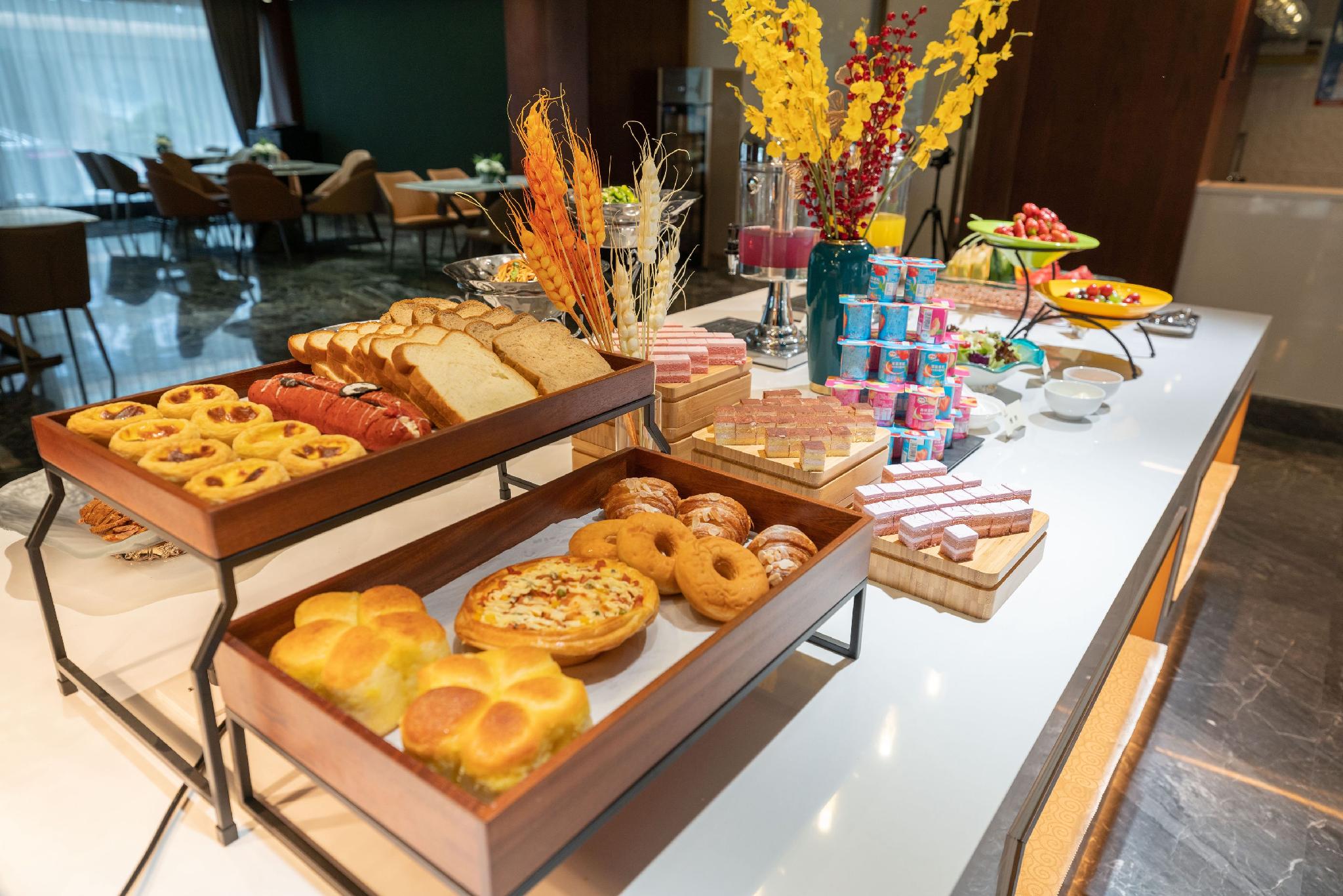 Inzone Garland Selection Hotel (Jinan Sunac Paradise Cultural Tourism City Tangye Branch) 10/24