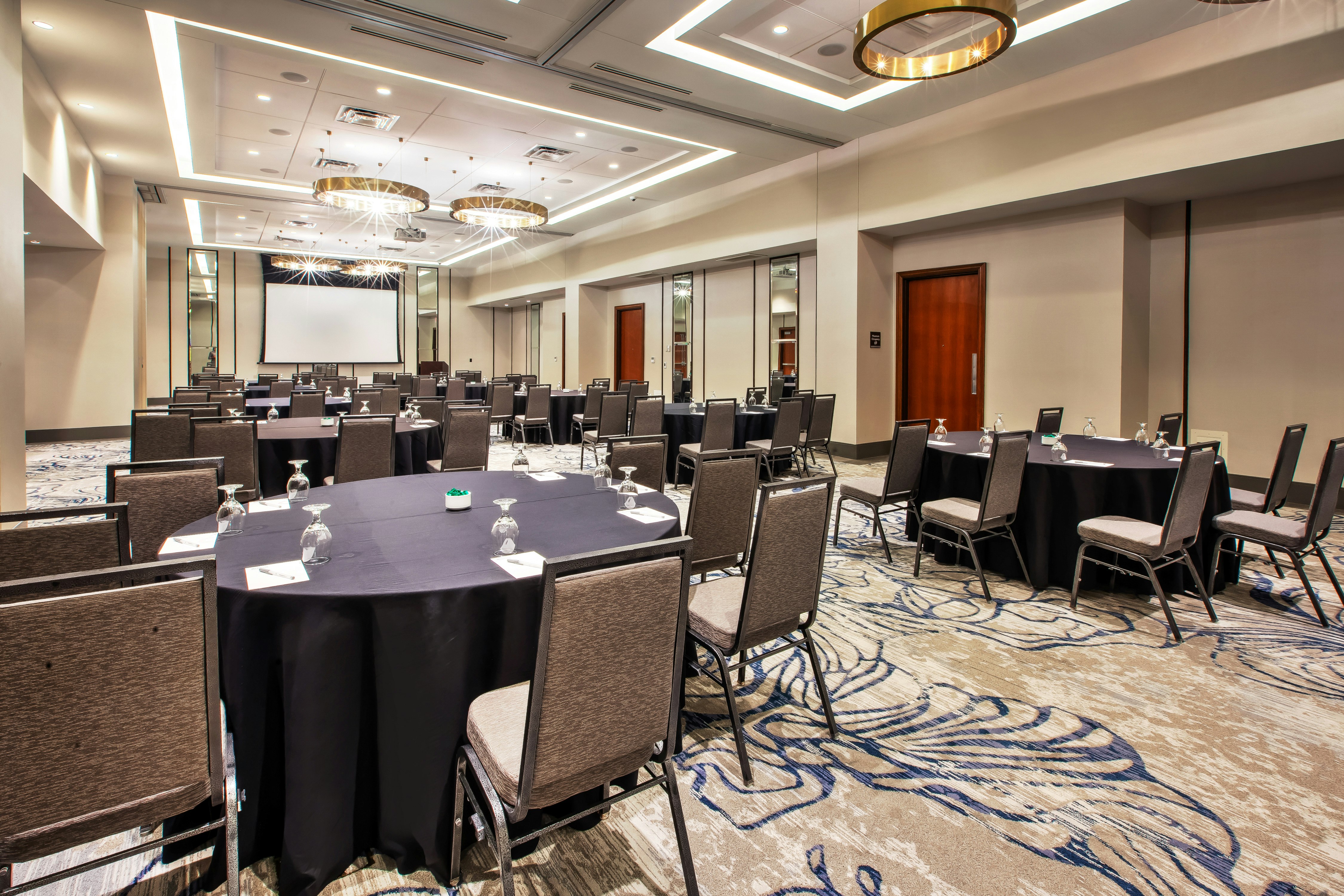HILTON GARDEN INN VIRGINIA BEACH OCEANFRONT 33/50