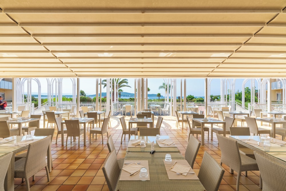 Hotel Baia di Conte 55/67