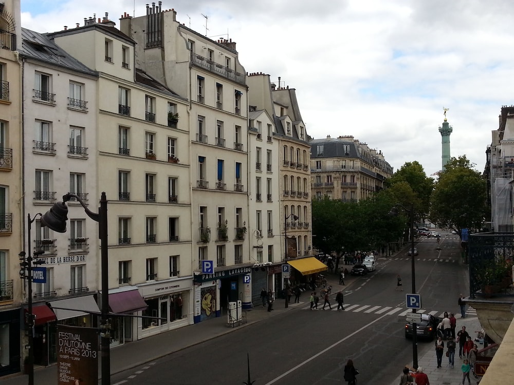 HOTEL DE LA HERSE D'OR 62/67