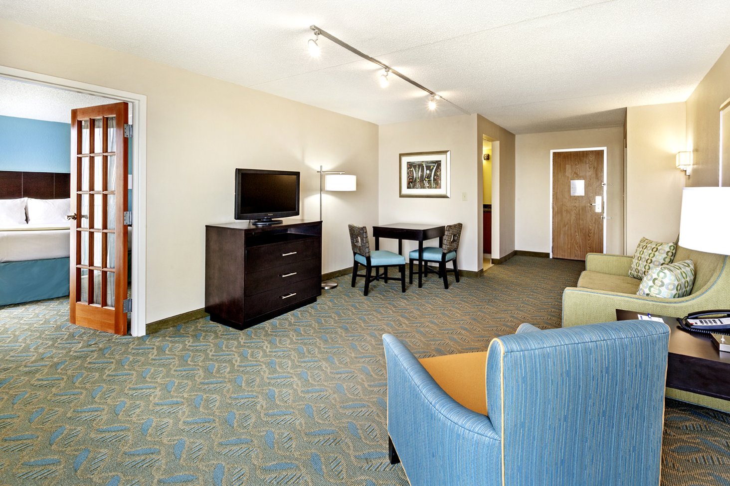 Holiday Inn Express & Suites Charleston Dwtn - Westedge, an IHG Hotel 19/34