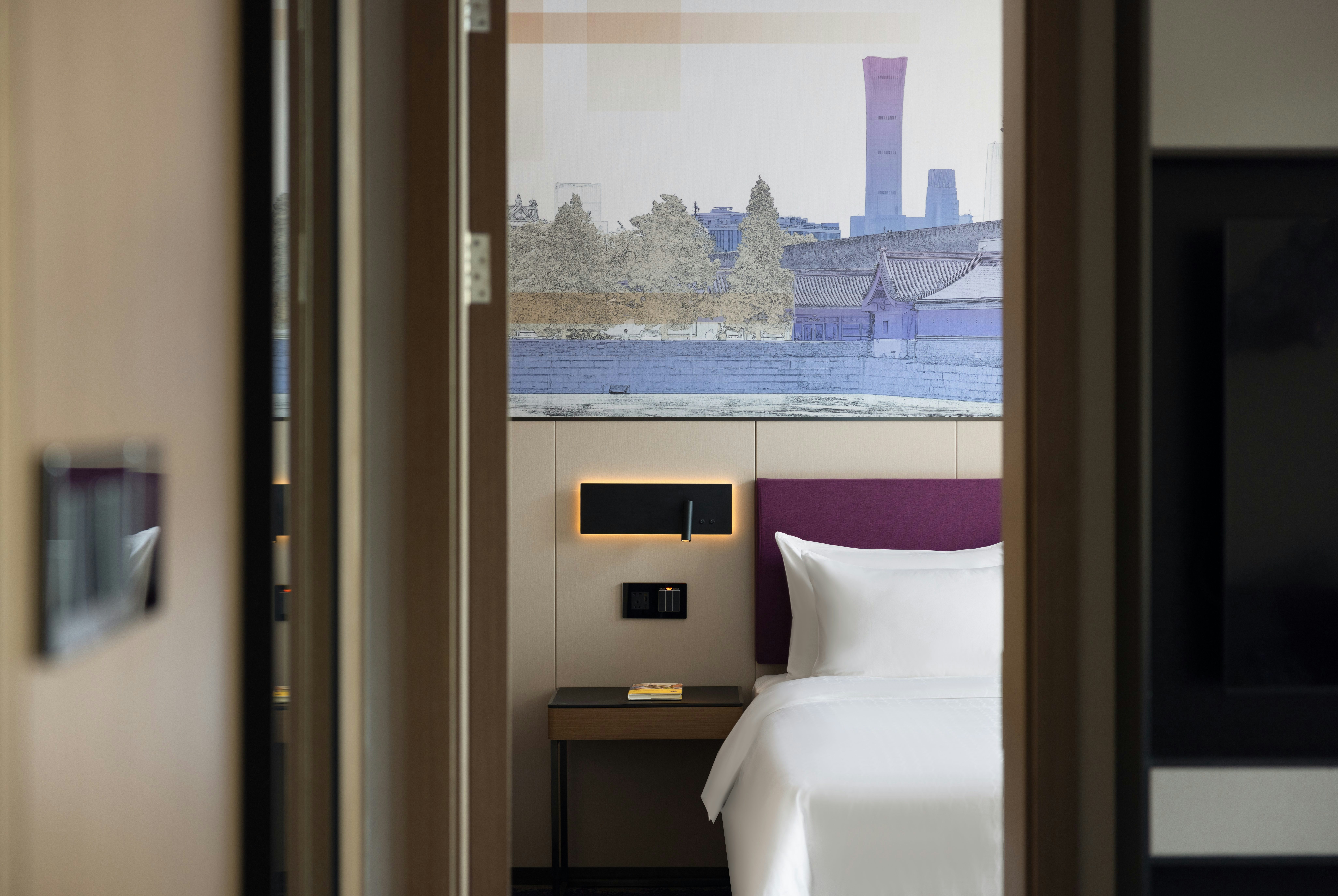 HAMPTON BY HILTON BEIJING BIRD'S NEST 24/38