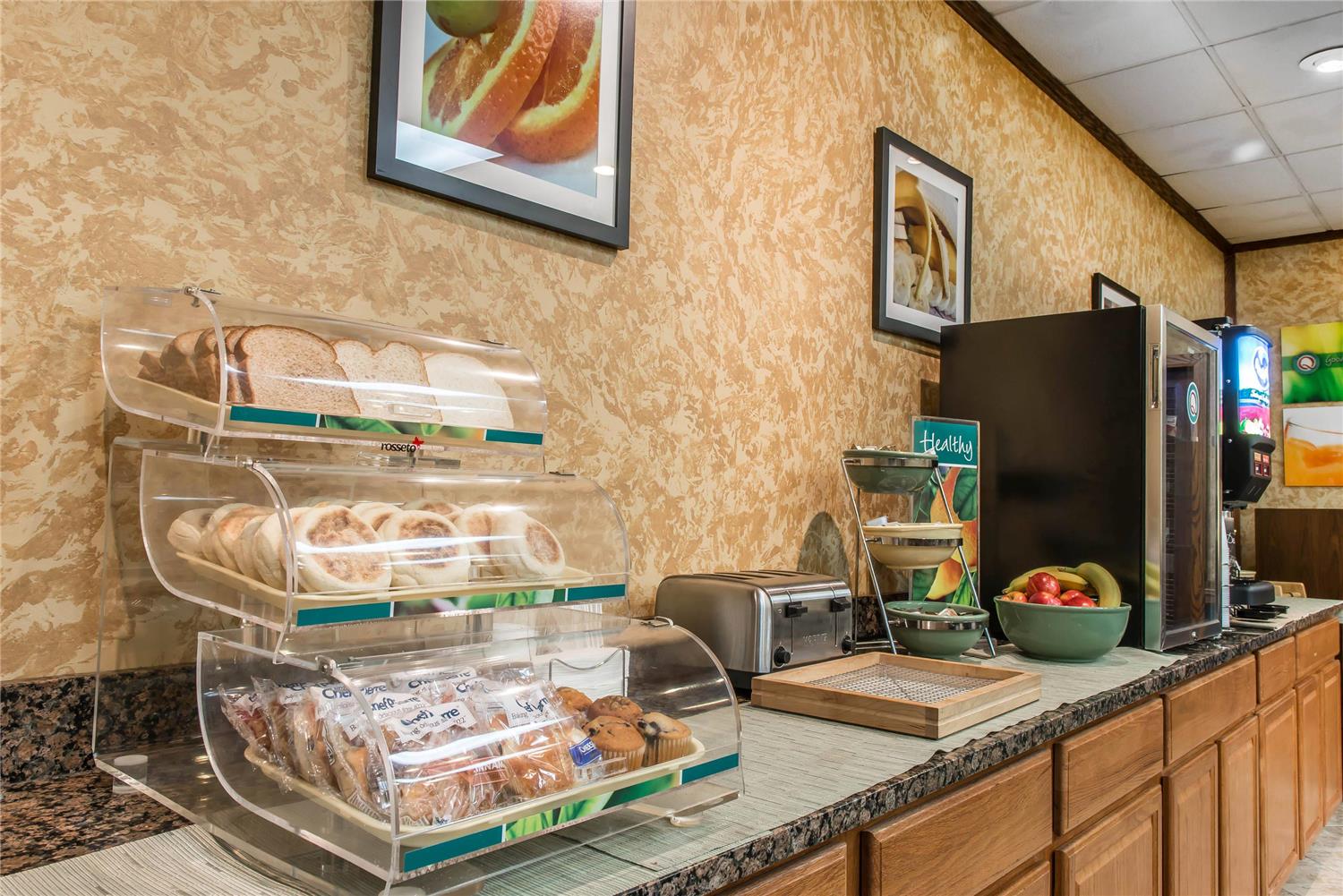 Quality Inn Hermitage South 9/48