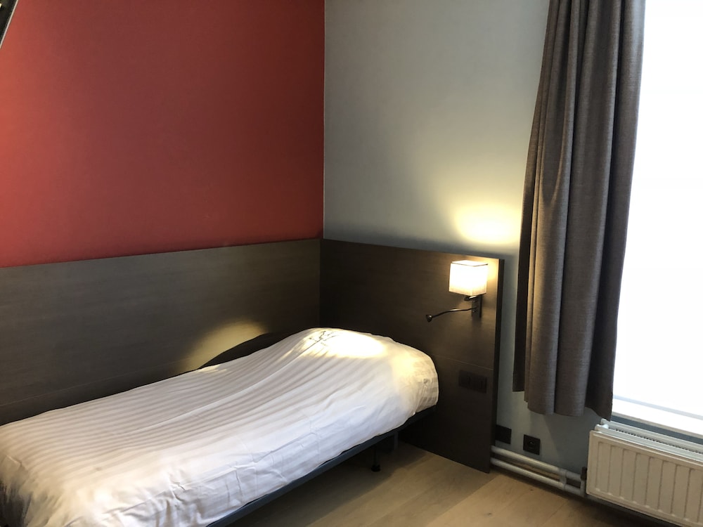 Hotel De Franse Kroon 6/35