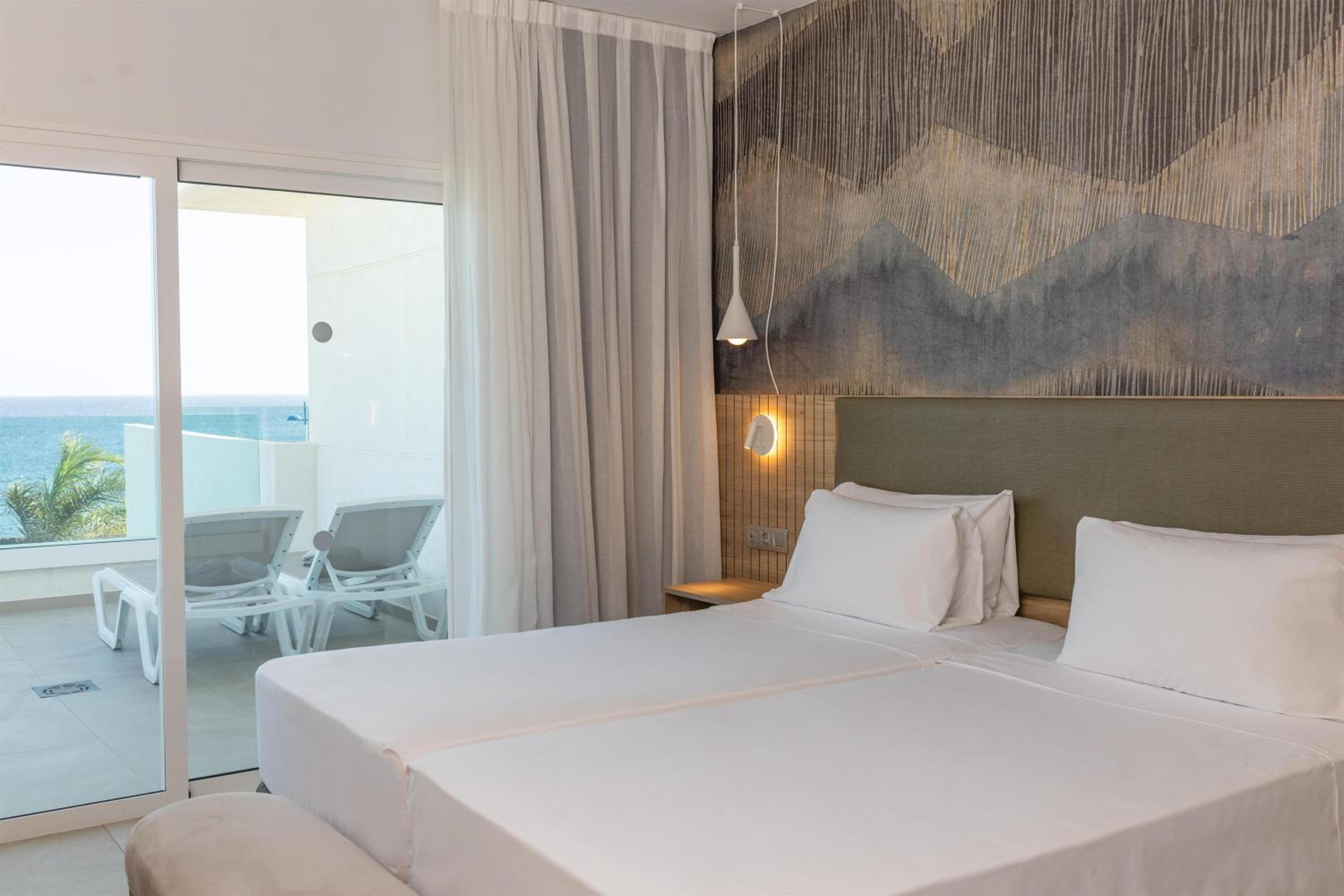 Ocean, Suite, Sea Front