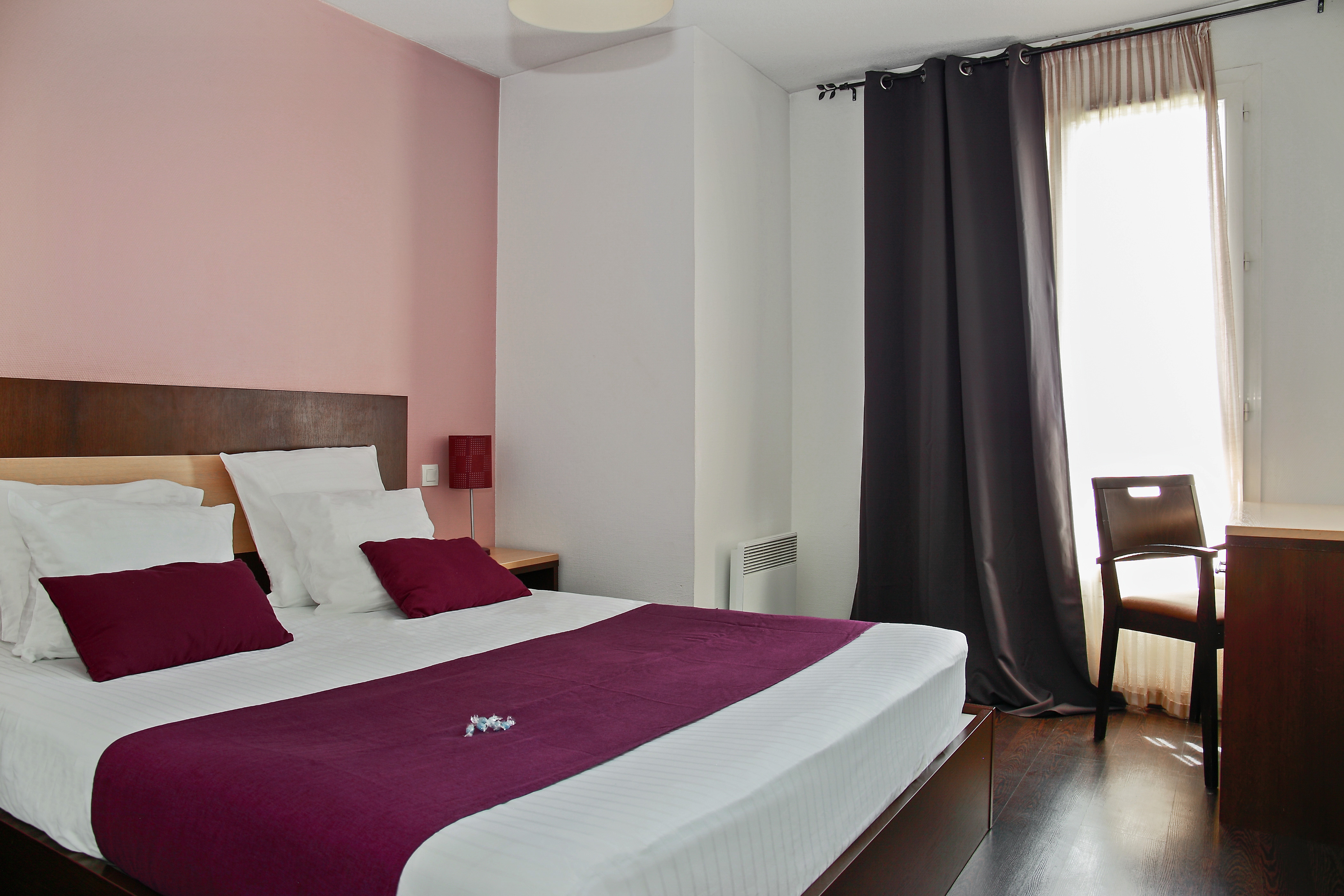 2 BEDROOMS, APARTMENT