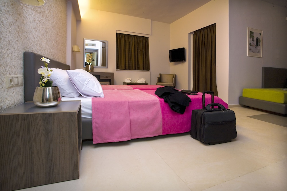 Astron Hotel 16/50
