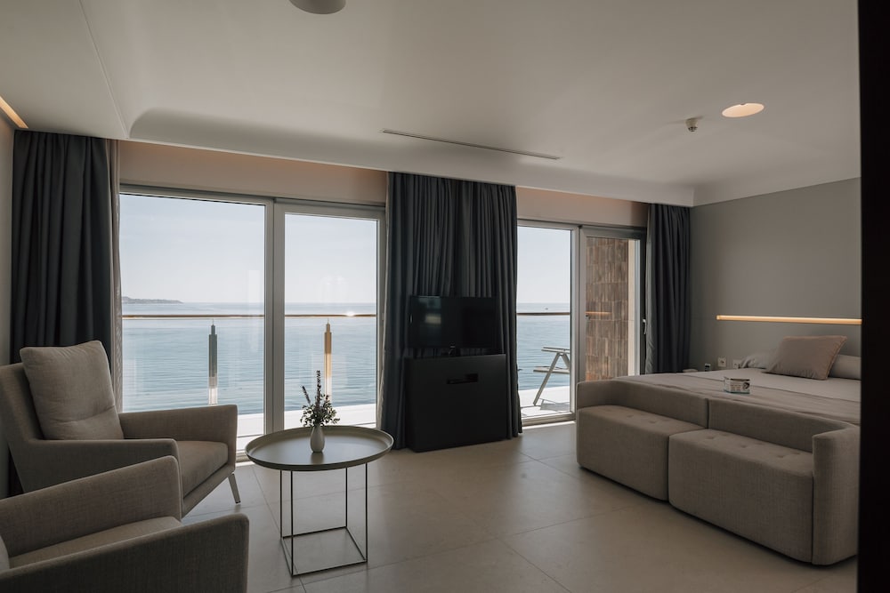 Innside By Melia Alicante Porta Maris 47/72