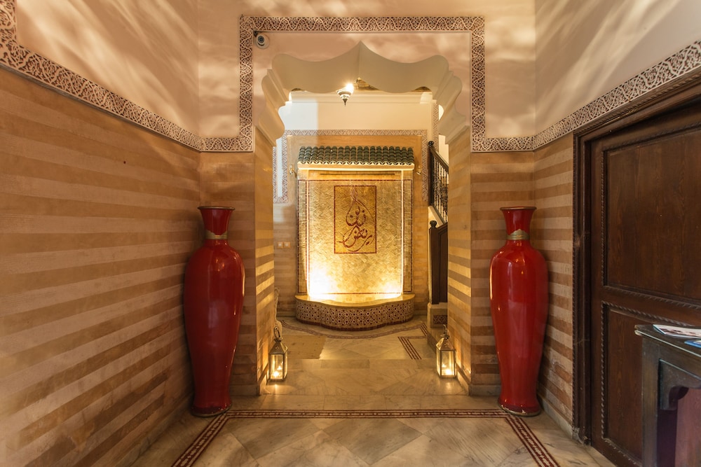 RIAD NASREEN 35/76