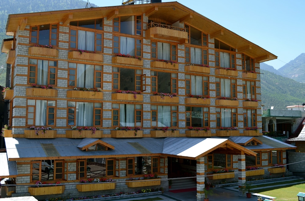 J.J Resorts by Bivaan 2/23