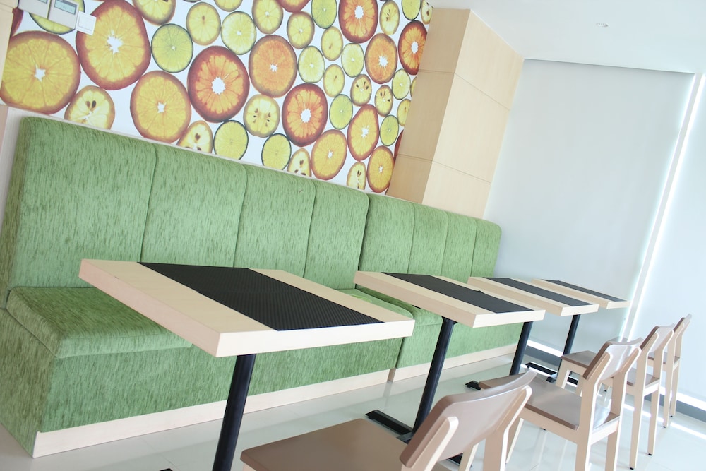 Zest Parang Raja Solo by Swiss-Belhotel International 49/51