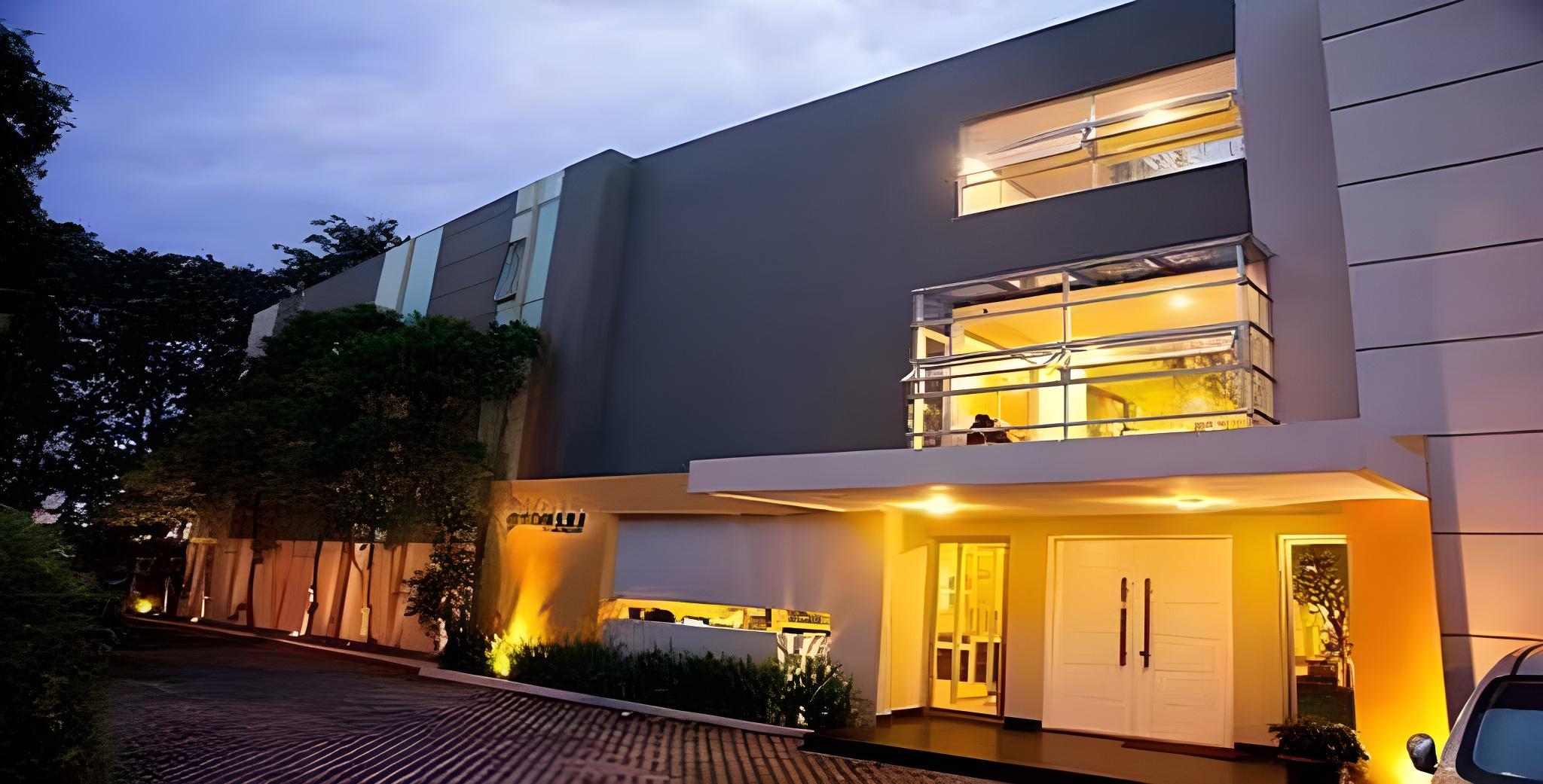 LeGreen Suite Senayan 4/33