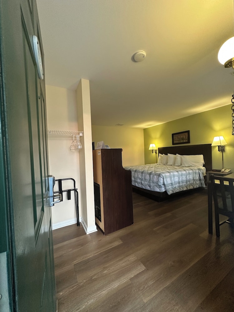 Sea Girt Lodge 9/72