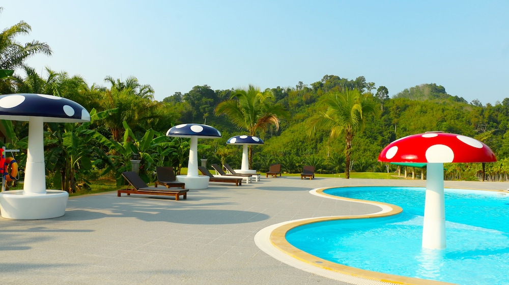 Katathong Golf Resort & Spa 30/50