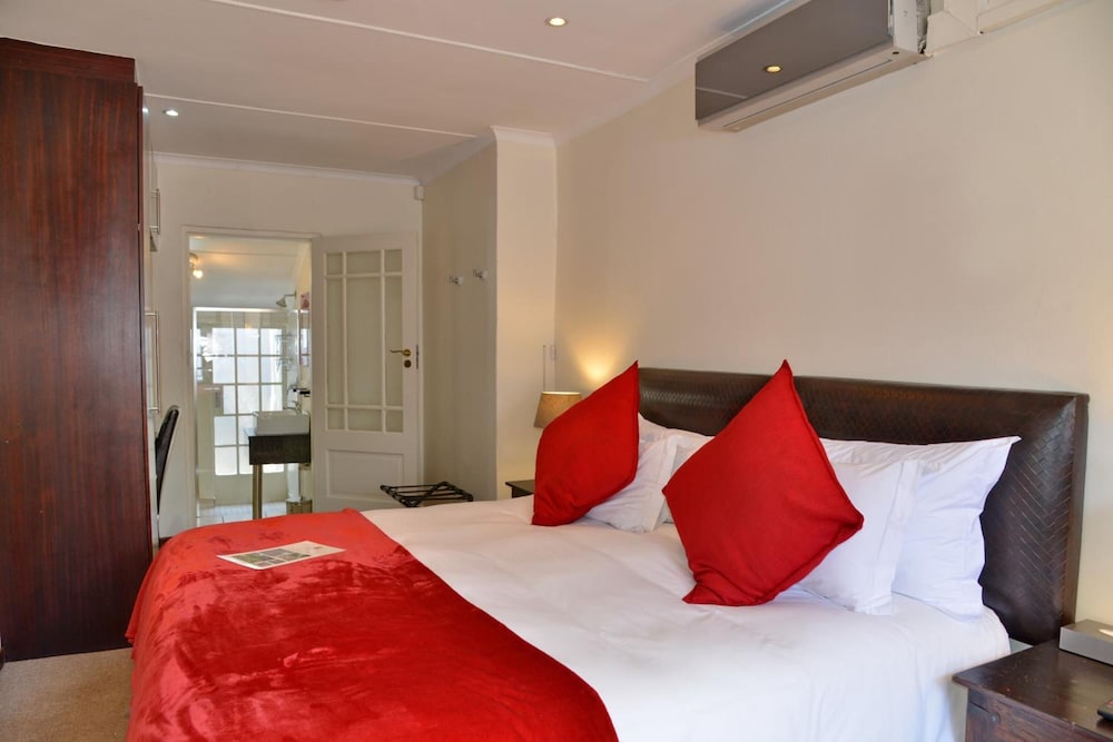 Sand River Guest House 10/50