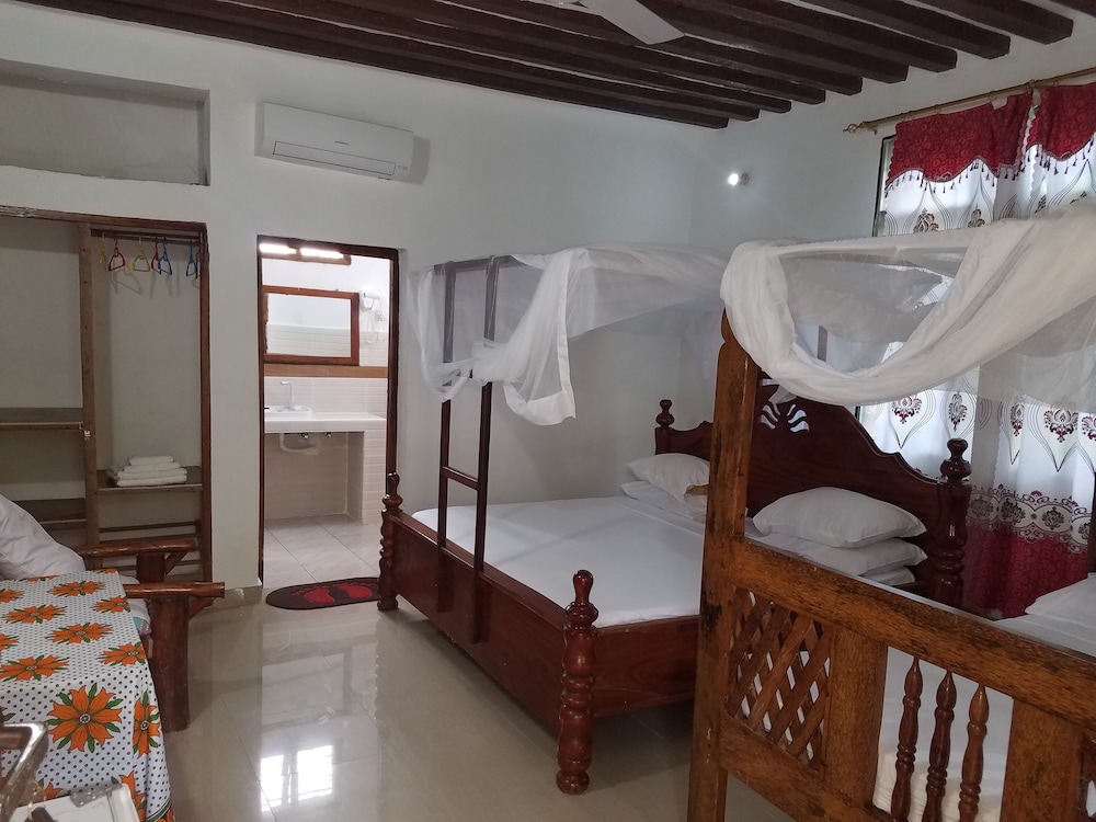 Baraka Beach Bungalows 34/34