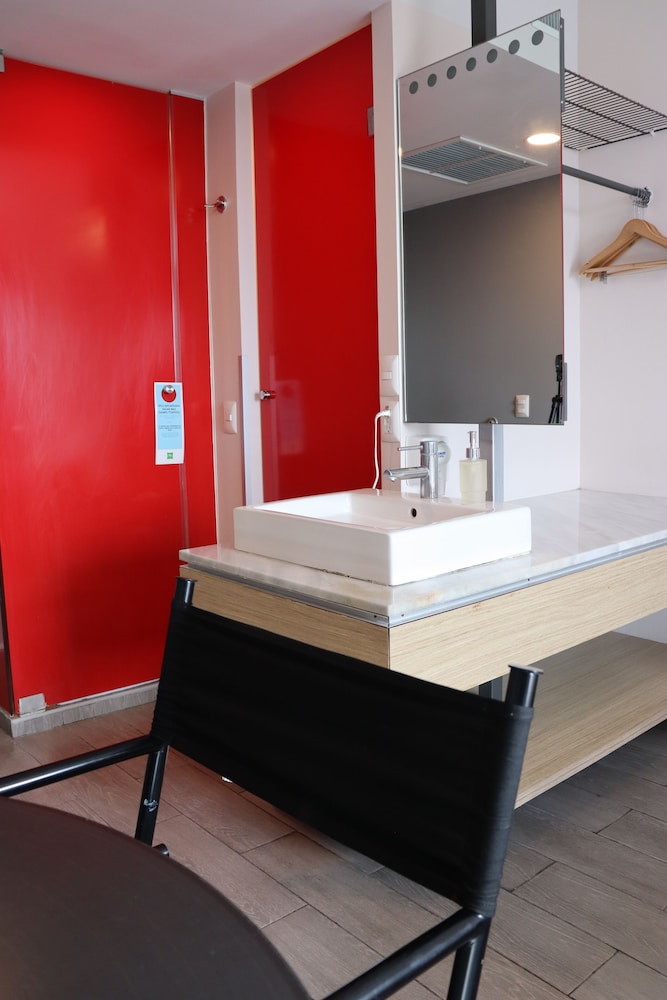 Ibis Styles Merida Galerias 10/50